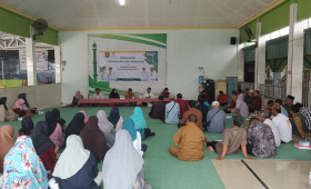 Sosialisasi pentingnya kerukunan umat beragama Pokmas Ridho di Kelurahan Lok bahu